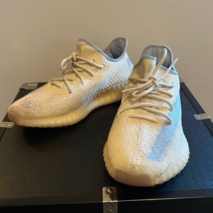 Yeezy LINEN 350 preowned no box.